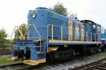 NHB (National Harbours Board) S-3 1002 operated in the port of Montreal and was built 1951 from Monteral Locomotive Works. 16.9.2010 at Canadian Railway Museum in Delson,Qc.