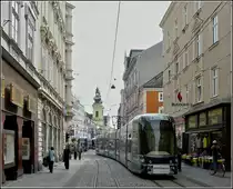 Cityrunner Numer 008 is running through Landstra�e in Linz on September 14th, 2010.