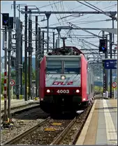 4003 is entering into the station of P�tange on August 6th, 2010.