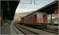 SBB Re 6/6 11677 in Lausanne. 
10.03.2011