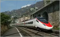 The SBB ETR 610 to Milano by the Veytaux-Chillon Station. 
29.03.2011