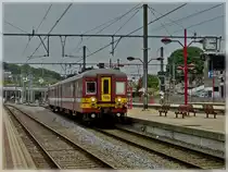 AM 62 159 is arriving at the station of Namur on May 29th, 2010.