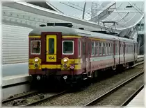AM 62 164 pictured in Li�ge Guillemins on March 28th, 2010.