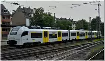 Trans regio 460 515-0 is entering into the main station of Koblenz on May 22nd, 2011.