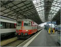 Swiss Express Re 4/4 II 11109 in Lausanne. 
06.07.2011