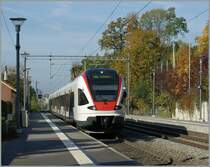 A Flirt to Allaman is leaving Burier. 
29.10.2010