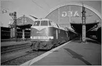 The 228 741-5 in Dredsen Main Station.
19.05.1992
