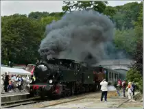 The steam engine KDL 7  Energie 507  is entering into the station of Spontin on August 14th, 2009.