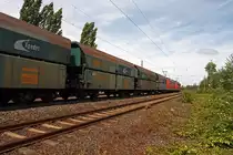 Electric locomotives 151109-6 and 151036-6, pull a Xpedys ore train, on 11.08.2011, on the right Rhein route, at Unkel to north.