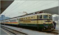 SZ 342-025 with a local train in Ljubljana. 
Mars 1995