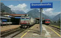 The FS E 632 002 with a local Train to Novara in Domodossola.
20.08.2011