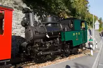 The coal-fired BRB 6 is on 30.09.2011 on the last meters track at BRB Station of Brienz. The H 2 / 3 Year 1933 (second generation) was the serial no. 3567 at the Swiss Locomotive and Machine Works (SLM), Winterthur built.