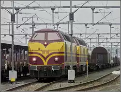 S�rie 1800 double header is hauling a freight train through the station of P�tange on February 24th, 2009.