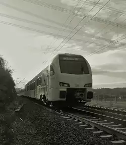 Een RE 1 naar Koblenz centraal station gefotografeerd nabij Ensdorf op 20 december 2014.