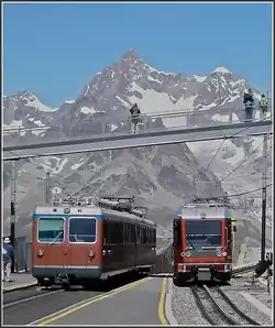Möte mellan två GGB-tåg vid Gornergrat den 31 juli 2007.