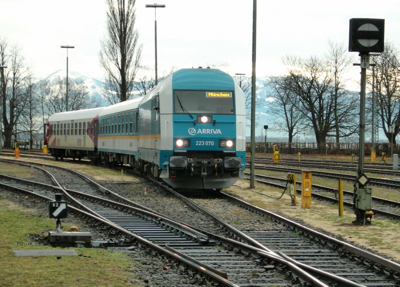 VT 223-070 with an Alex in Lindau.
18.01.2008