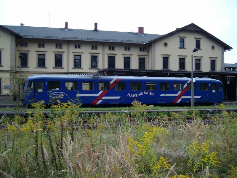 VT nach Zittau am 11.09.2009 in Seifhennersdorf                         MANDAUBAHN